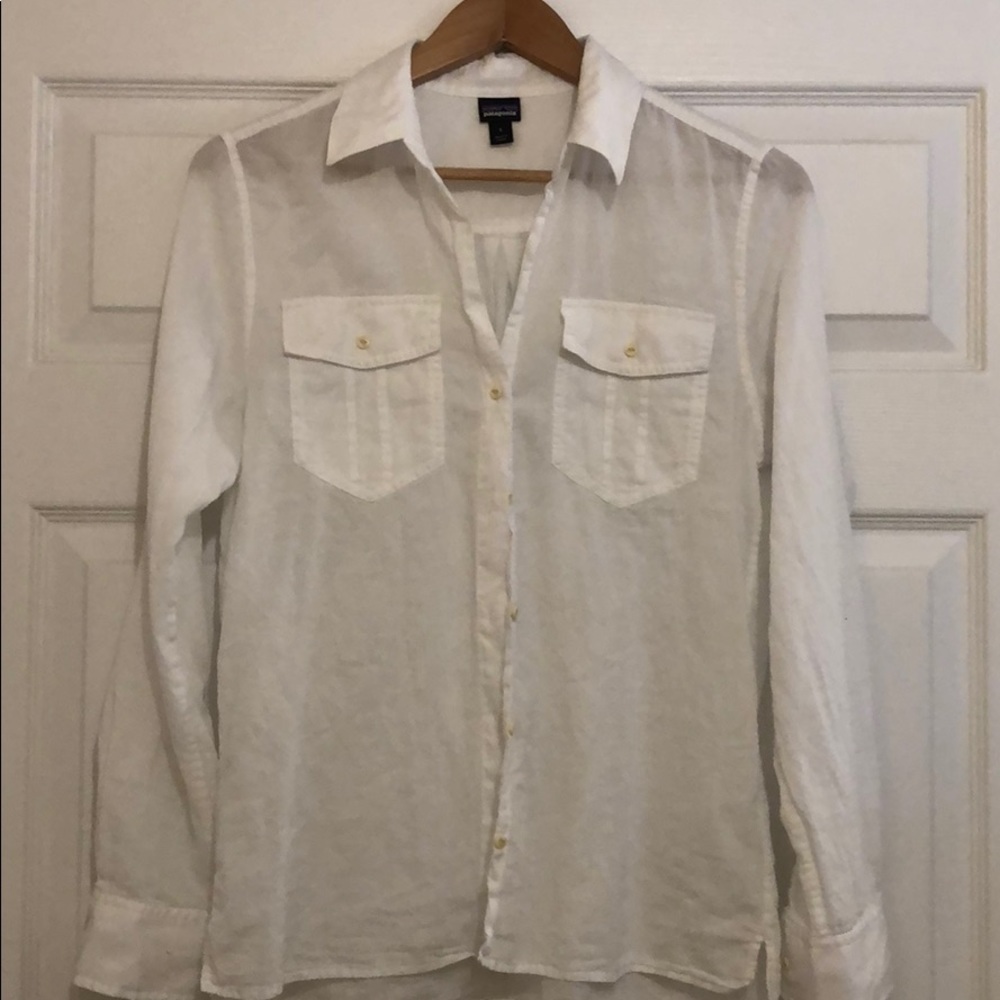 Women’s Patagonia A/C lightweight button down